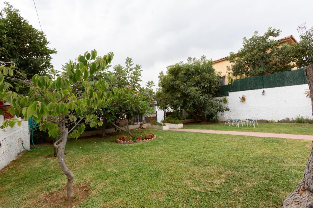 Bonito chalet en La Cala con gran jardín privado La Cala Del Moral Exterior foto
